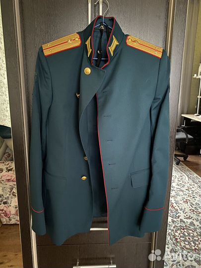 Парадная военная форма