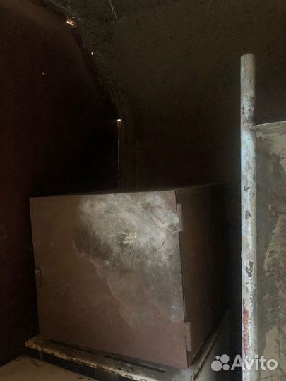 Шкаф металлический для копчения продуктов