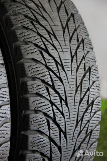 Nokian Tyres Hakkapeliitta R2 225/50 R17 94R