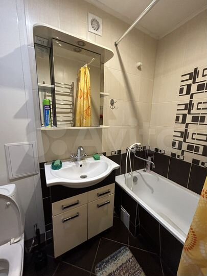 2-к. квартира, 42 м², 3/5 эт.