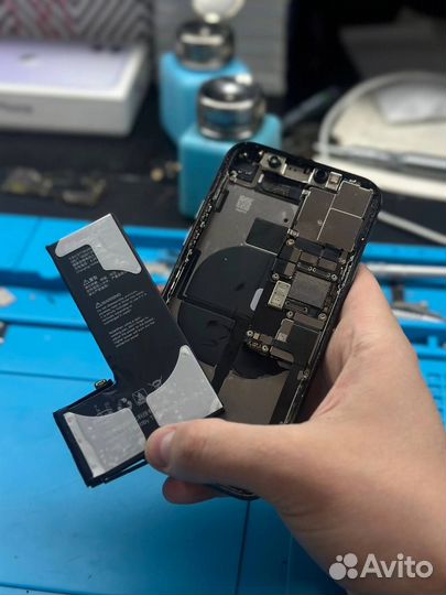 Ремонт телефонов iPhone\ Android