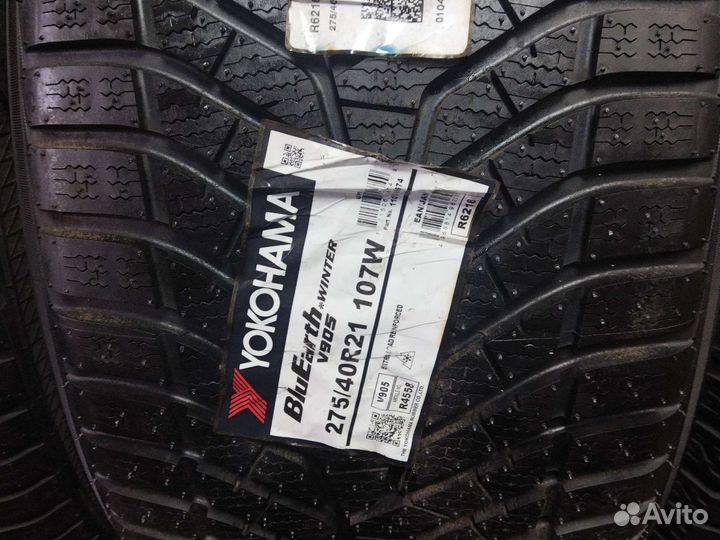 Yokohama BluEarth Winter V905 275/40 R21 и 315/35 R21 111W