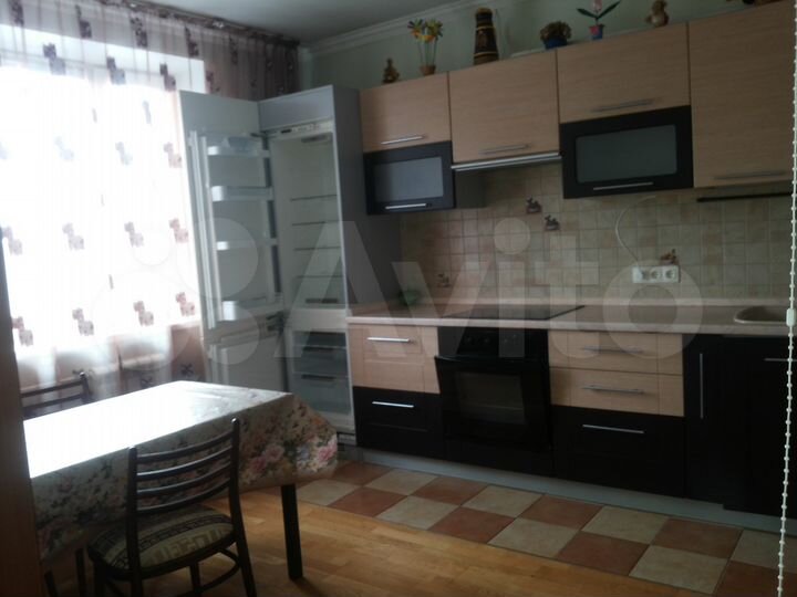 2-к. квартира, 58 м², 8/16 эт.