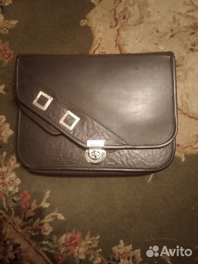 Портфель Moschino