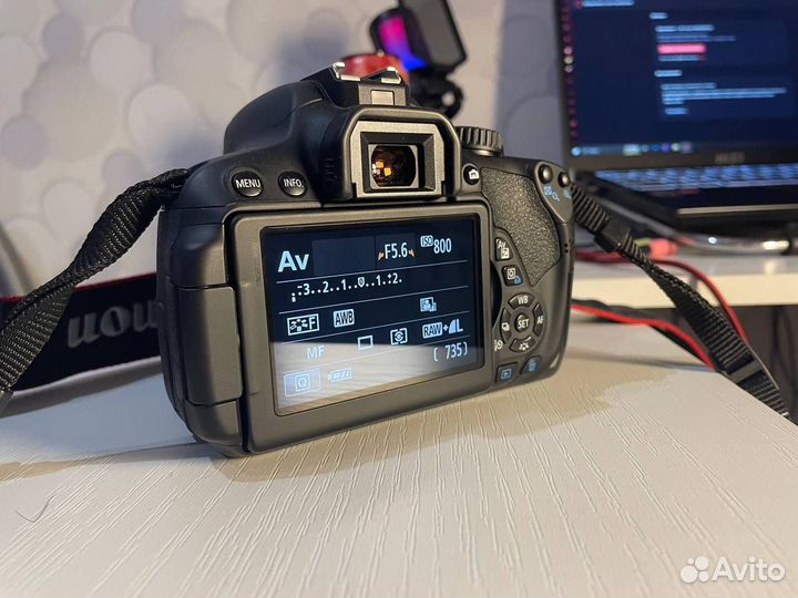 Фотоаппарат Canon EOS 650D