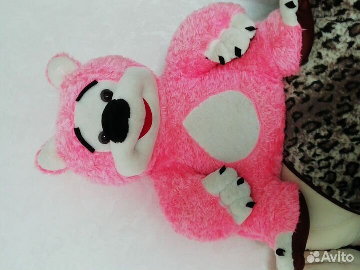 Большие плюшевые медведи