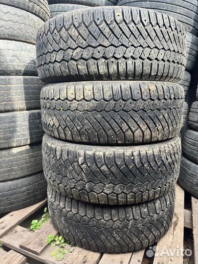 Continental ContiIceContact 215/55 R17