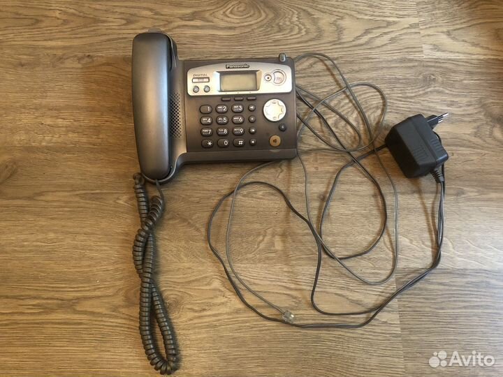 Стационарный телефон panasonic