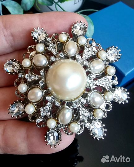 Винтажная брошь R.J.Graziano