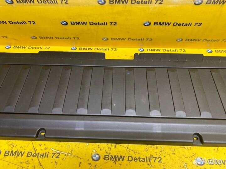 Обшивка борта багажника Bmw X5 E53 M54B30 2006