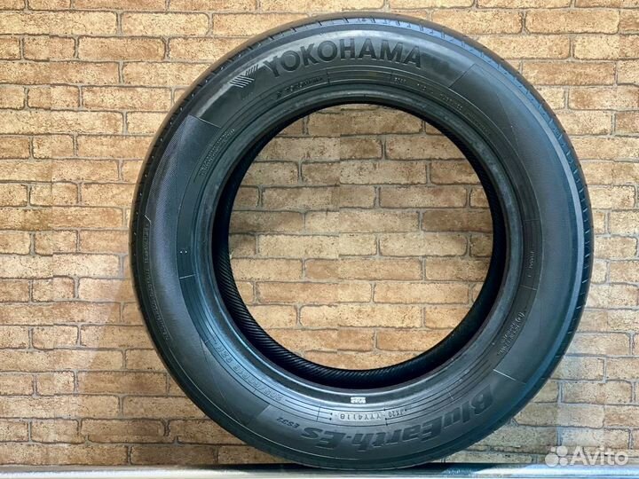 Yokohama Bluearth ES32 205/60 R16