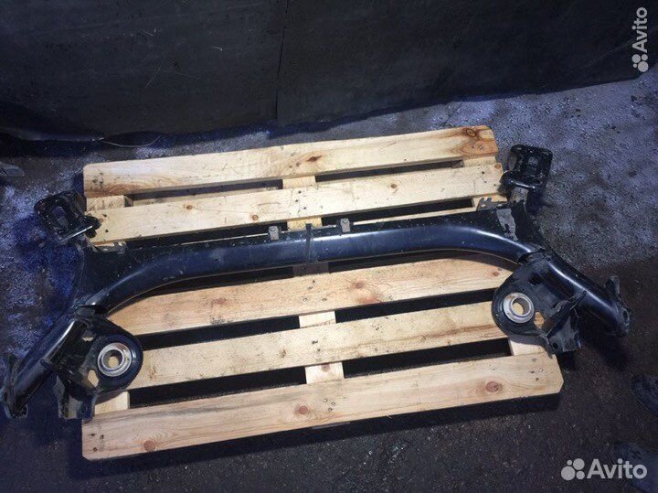 Задняя балка Пежо 308/408 / Ситроен c4