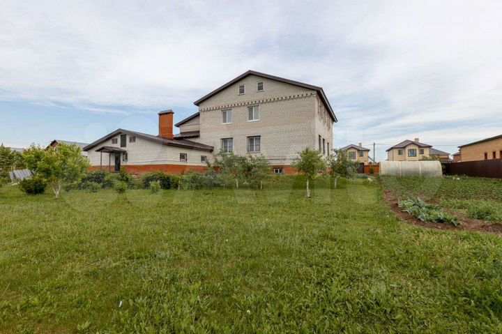 Дом 324 м² на участке 19 сот.