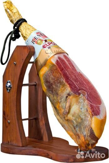 Хамон Серрано Reserva Rodriguez на кости