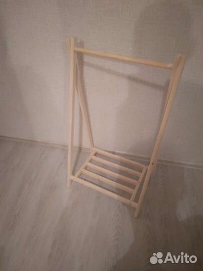 Вешало для одежды