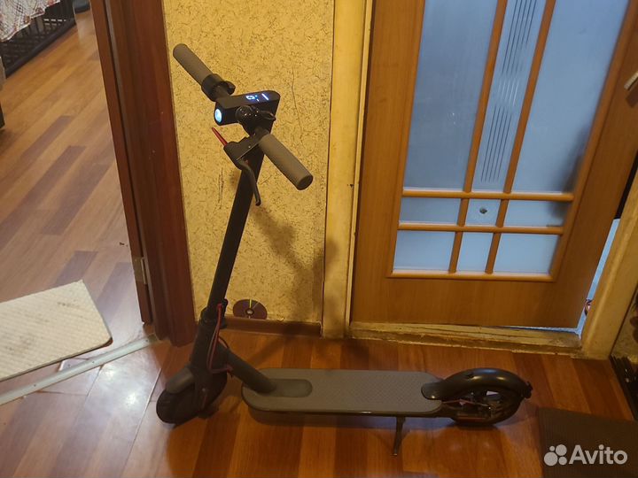 Электросамокат electric scooter m 365 1s