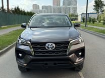 Toyota Fortuner 2.8 AT, 2023, 1 км, с пробегом, цена 6 290 000 руб.