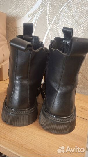 Ботинки для девочки