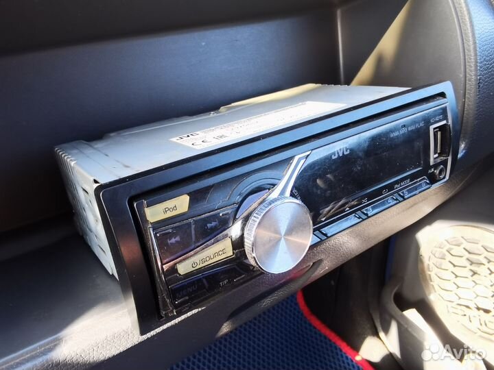 Магнитола JVC X215