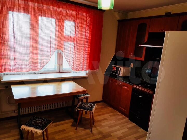 1-к. квартира, 50 м², 9/14 эт.