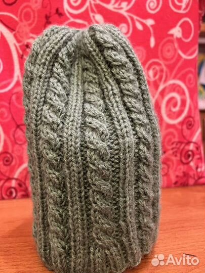 Шапка женская вязаная ручная работа
