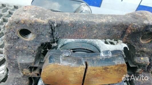 Суппорт тормозной задний правый volvo S80 2 (6AD17