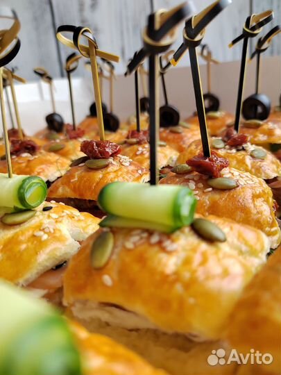 Фуршет кейтеринг праздник еда на дом