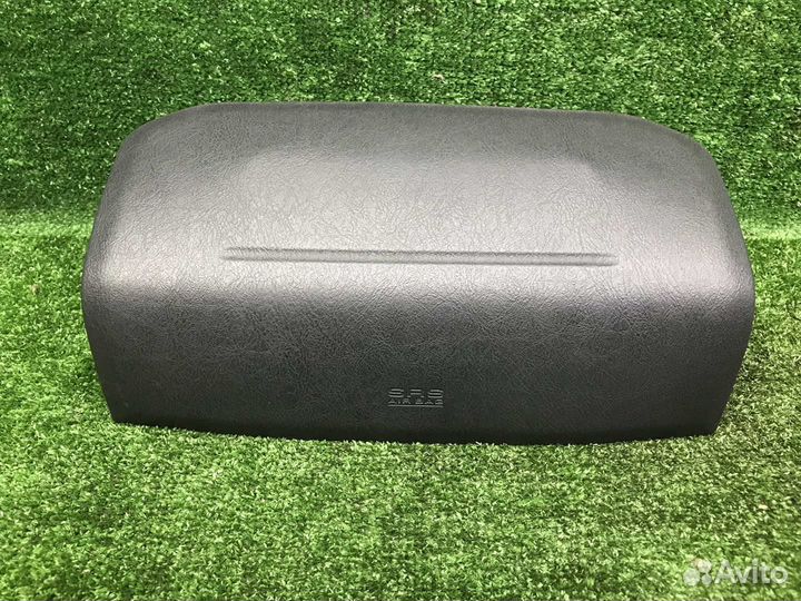 Airbag пассажирский mitsubishi pajero IO H77W 4G94