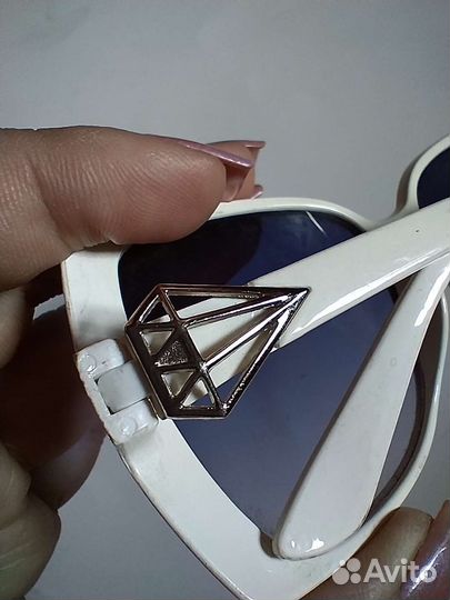 Солнцезащитные очки женские