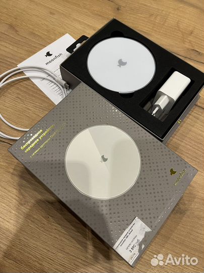 Беспроводное зарядное устройство moonfish