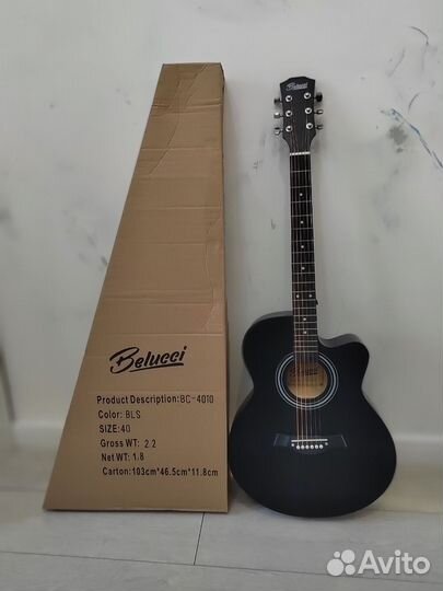 Акустическая гитара