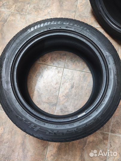 Bridgestone Dueler H/P 255/50 R19