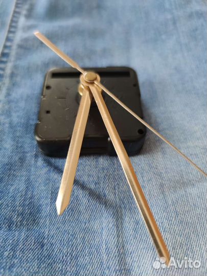 Часовой механизм стрелки батарейка