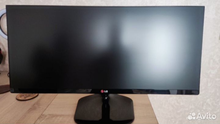 Монитор LG 29UM55D 29