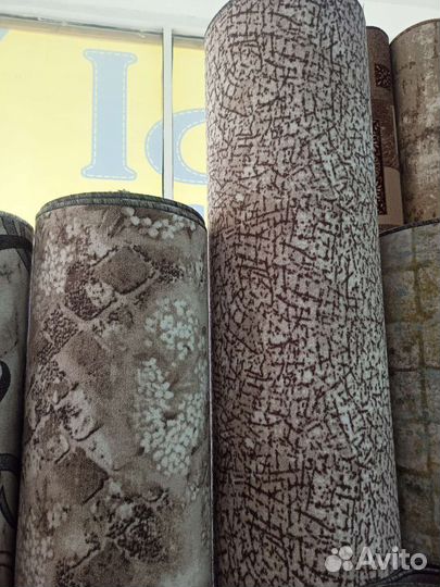 Бюджетный палас на войлочной основе