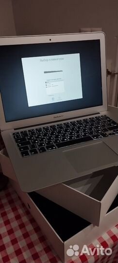 Apple MacBook Air 13 -inch 2019