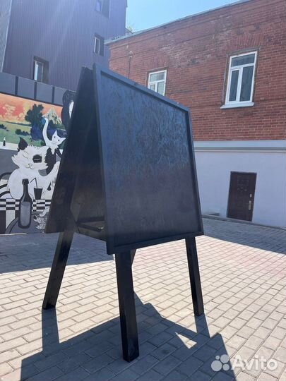 Мольберт для рекламы