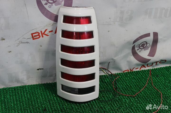 Задние фонари Chevrolet Suburban GMT400