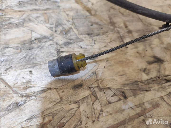 Тросик газа Mitsubishi Lancer 9