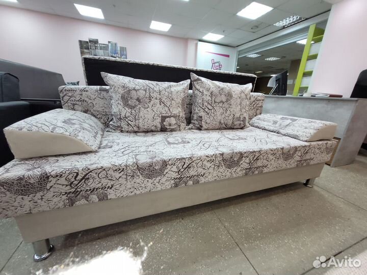 Диван