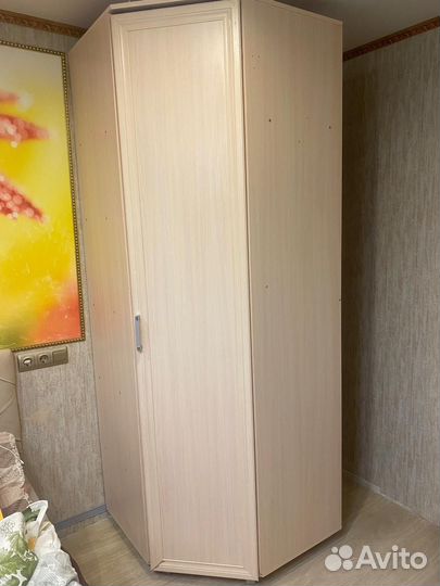 Пенал, комод, шкаф
