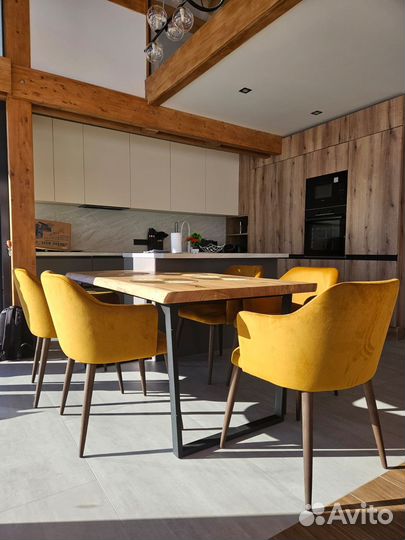 Стол обеденный из слэба карагача