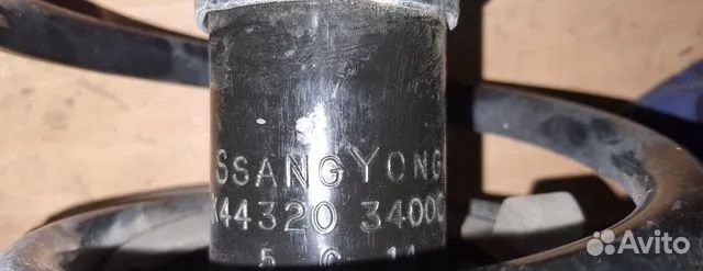 Стойка передняя SsangYong Actyon New, 2012г