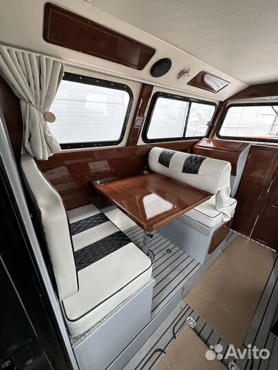 Алюминиевый кабинный катер Krasboat 870