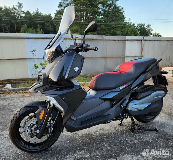 BMW C400X