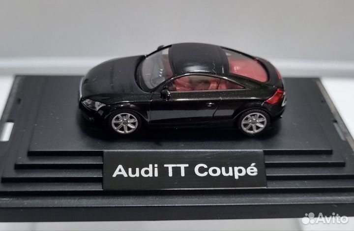 Коллекционные машинки Audi