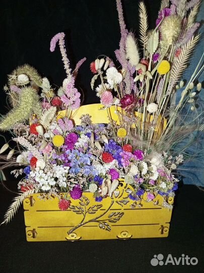Композиции из сухоцветов