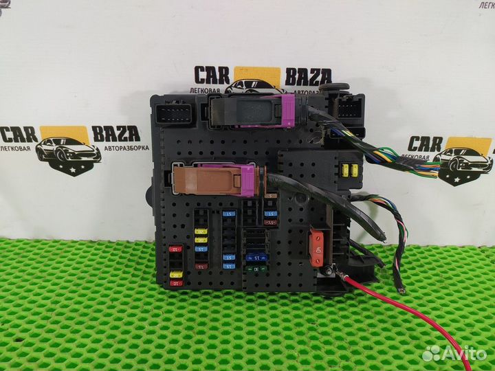 Блок предохранителей задний Volvo XC90