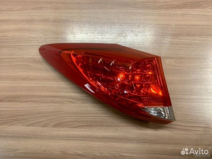 Фонарь наружний задний левый Honda Civic 9 FK2