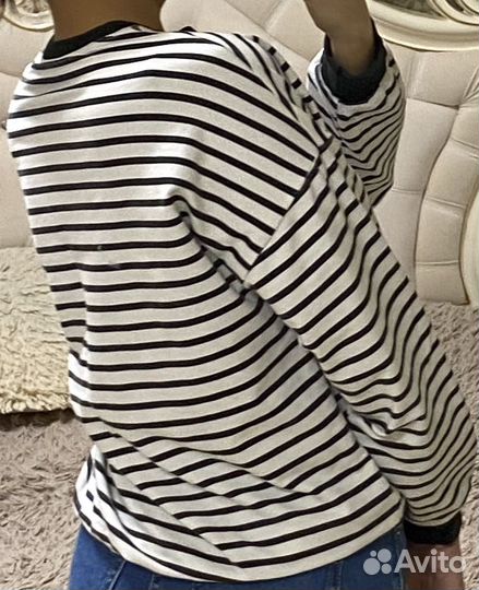 Универсальный свитер